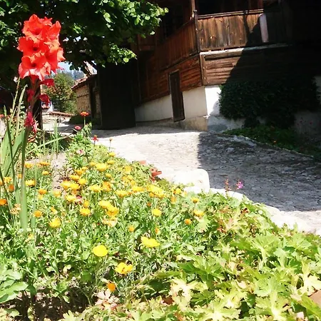 траянова къща Penzion Koprivštica