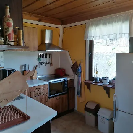 траянова къща בית הארחה 3*